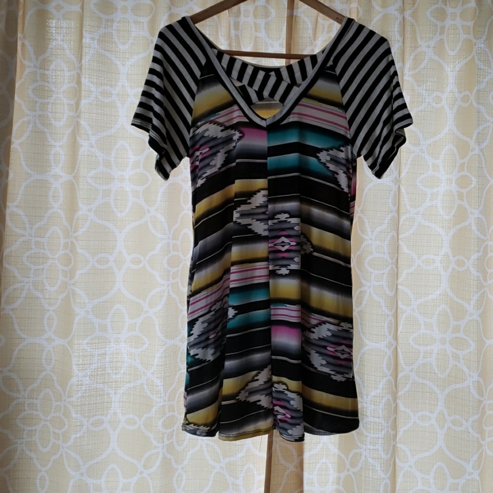 Adorable Tunic - Picture 2 of 3